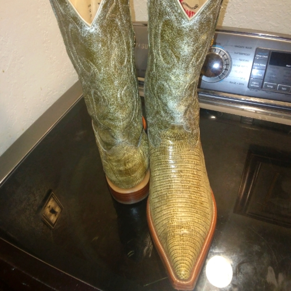 Los Altos boots Teju lizzard